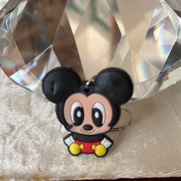 Mickey Mouse keychain/charm - Picture 1 of 5